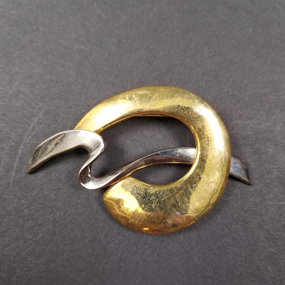 Unbranded Jewelry - Abstract Mixed Metal Brooch Gold Silver Tone Wavy Modernist Pin 2.25in‎